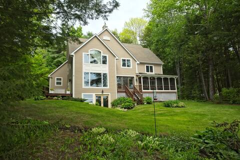 Loon Lodge On China Lake