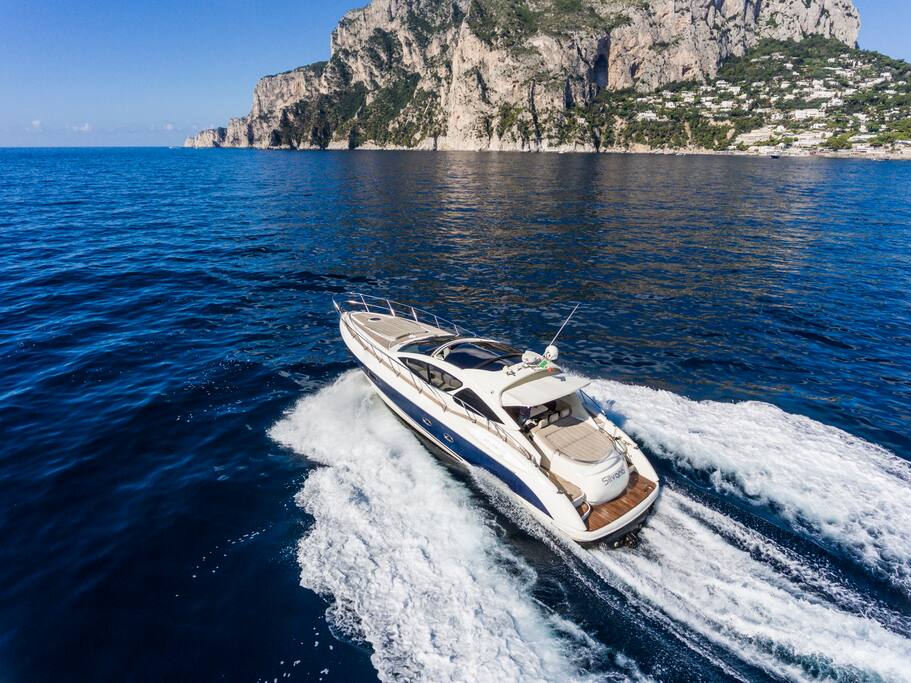 Positano Италия яхта
