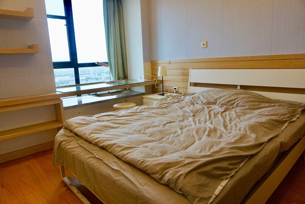 卧室 bedroom