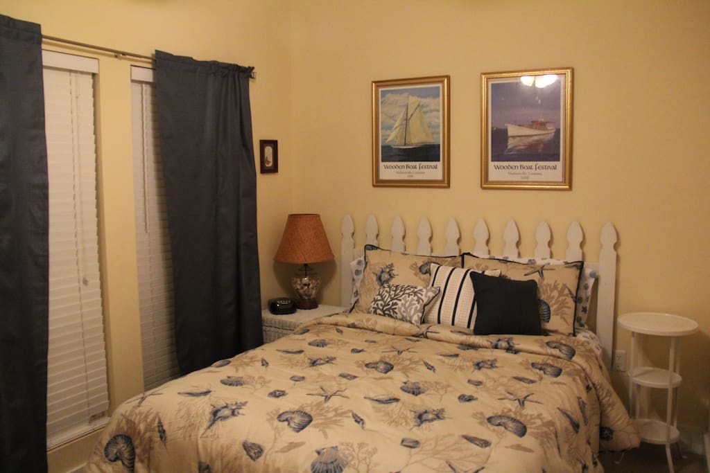 Queen size bed in room #2