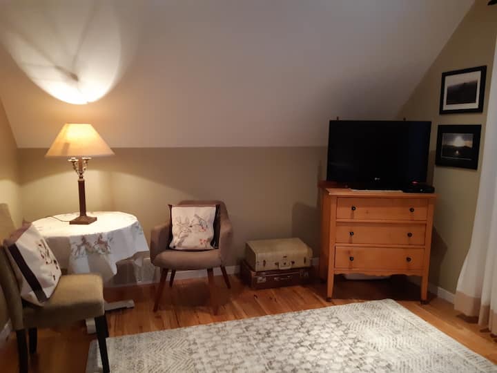 Crescents Suite -  Close To Downtown And Hospital. - Prince George