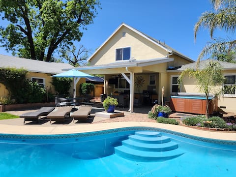 Midtown Oasis -Pool -Hot Tub-Outdoor Kitchen