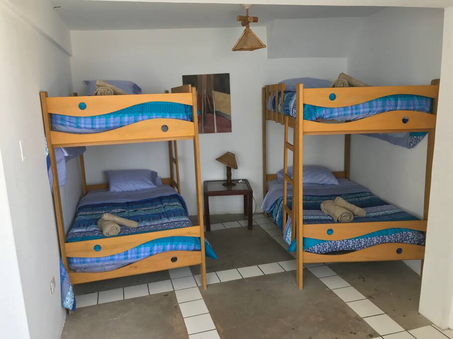 Habitación en primer piso.