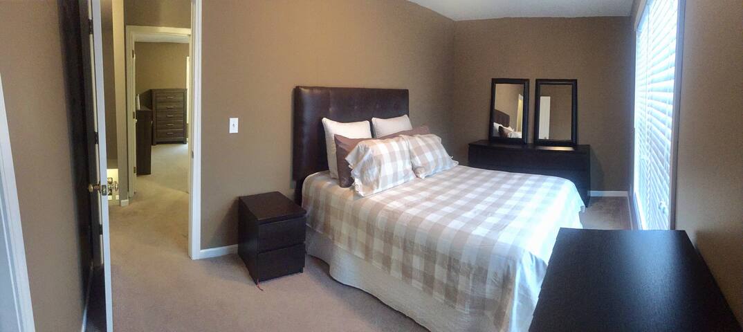 South Asheville Private Bedroom