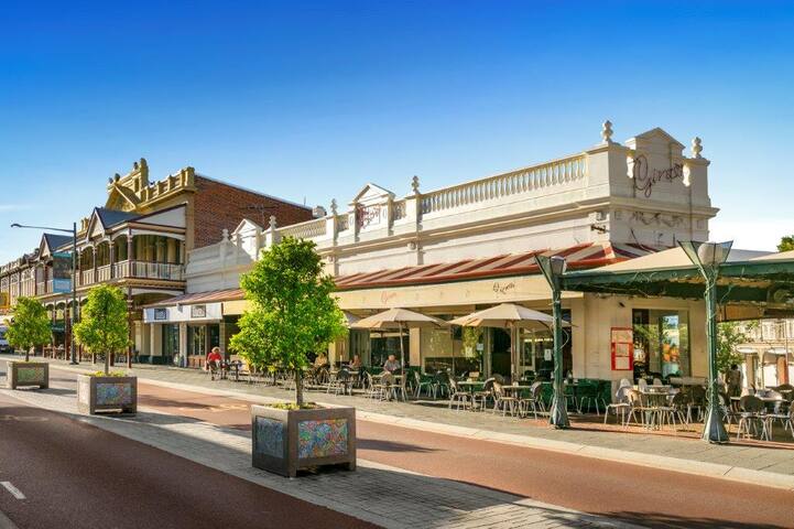 Executive Two Bedroom Apartment with balcony