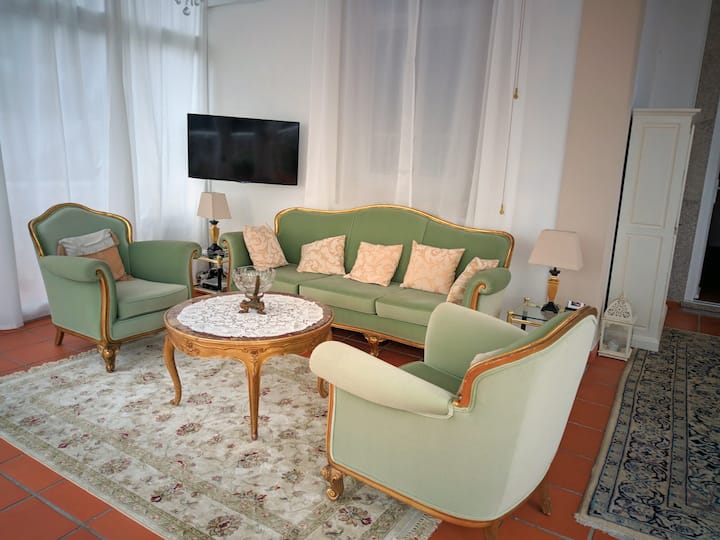 Zauberhafte Wohnung In Villa Mit Fernblick - Azores