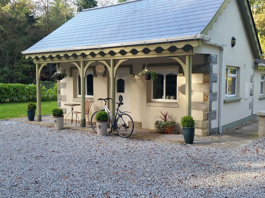 Outside of the beautiful 5* Gate Lodge