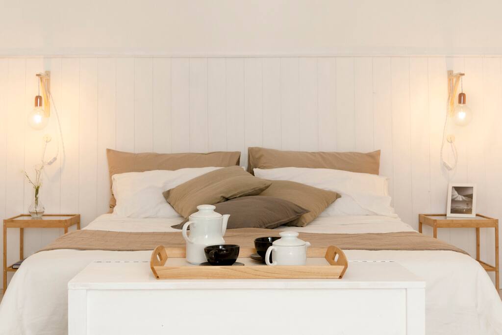 bed decoration