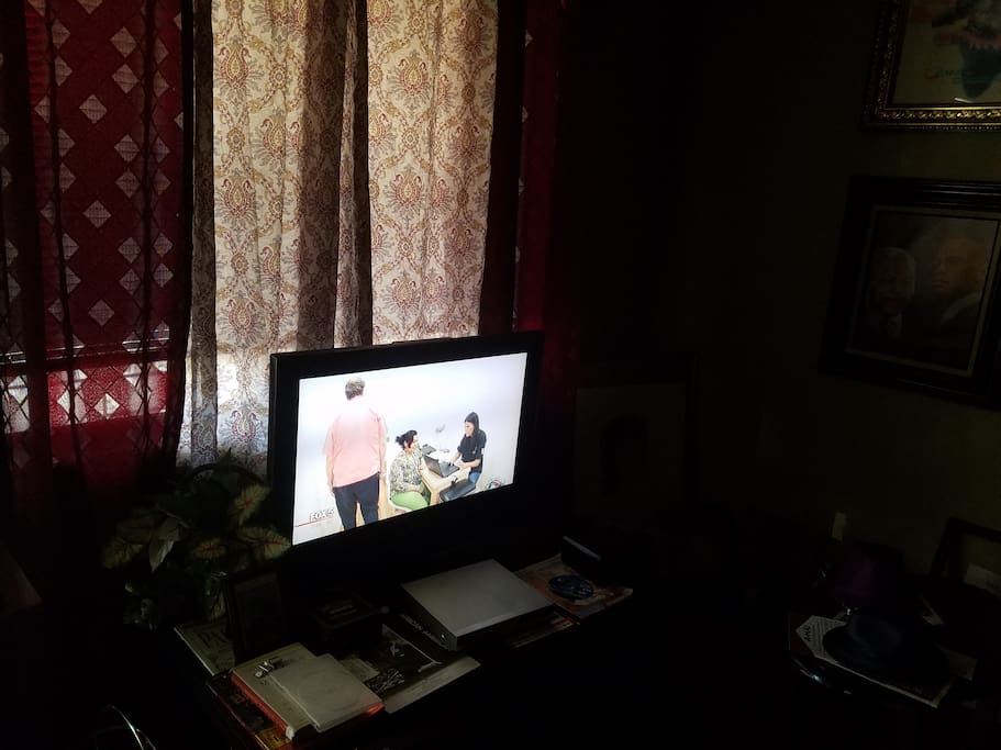TV