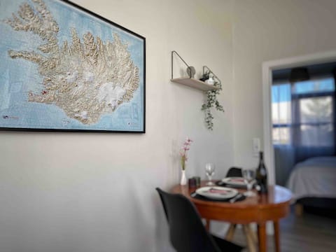 Cozy 1-bedroom apartment in a quiet residence area
