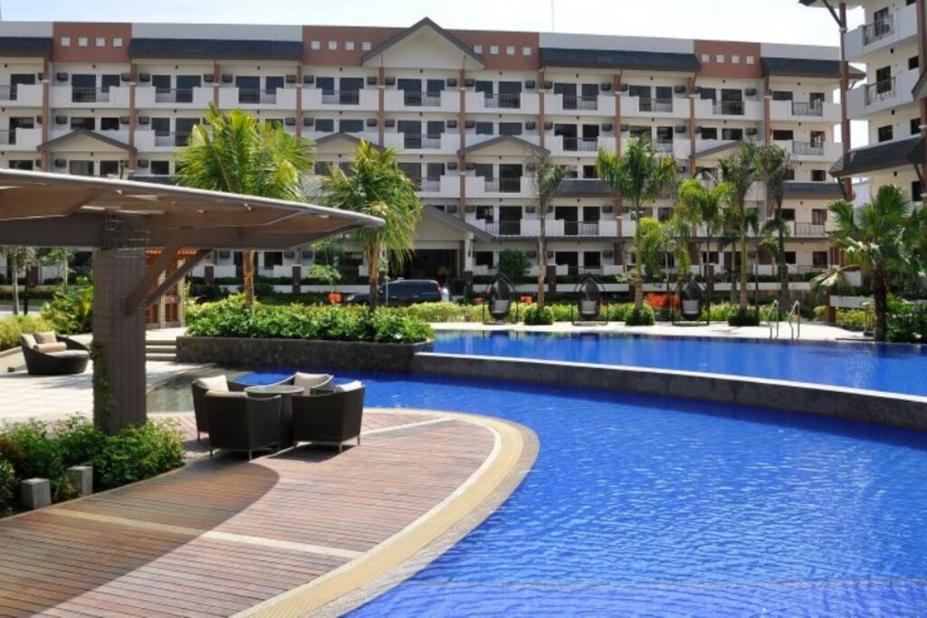 Recreational and pool area