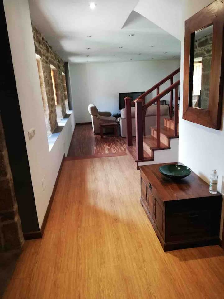 Casa De Piedra Con Piscina A 15km Santiago - Teo