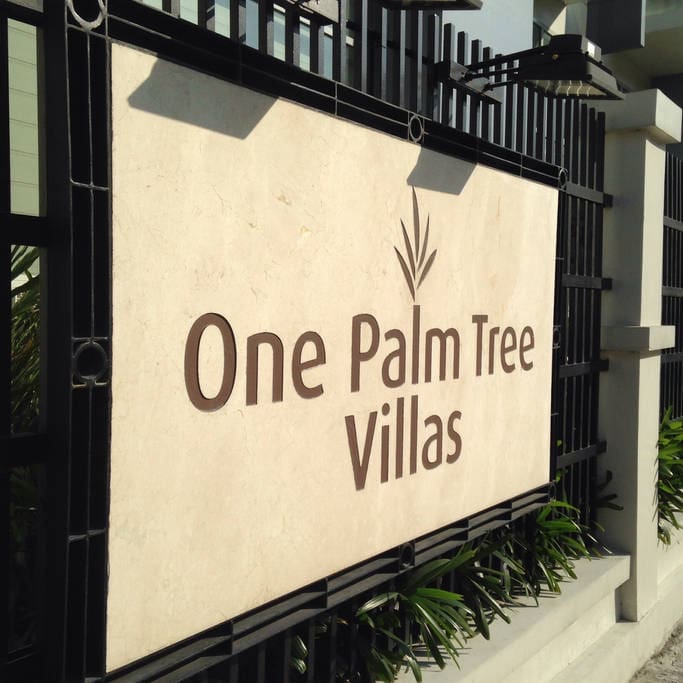 Easy to find sign at front gate