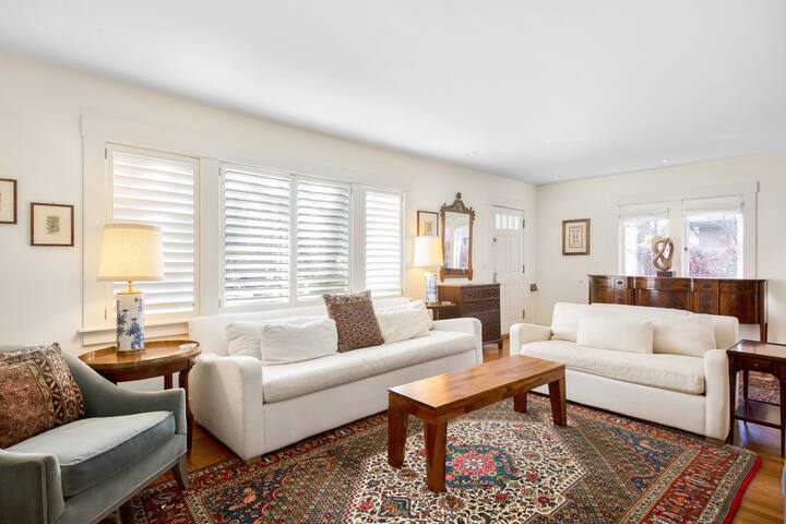 Quiet 5 Beds Kid-Friendly Mins to DTWN & Stanford gallery image 4