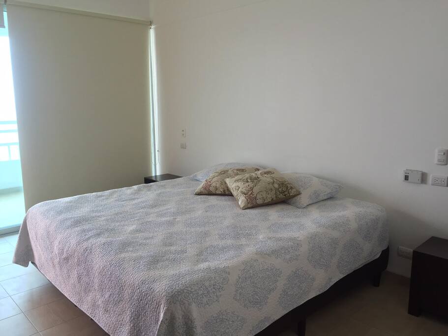 Cuarto Máster, Cama King