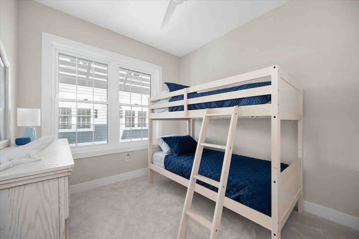 საძინებელი 4