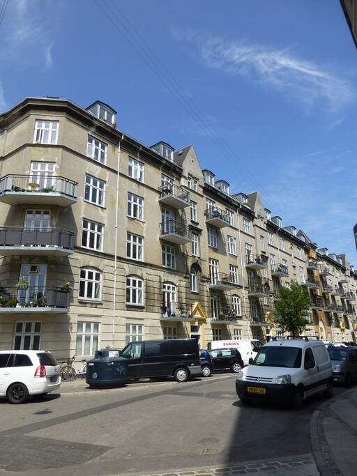 The apartment building
