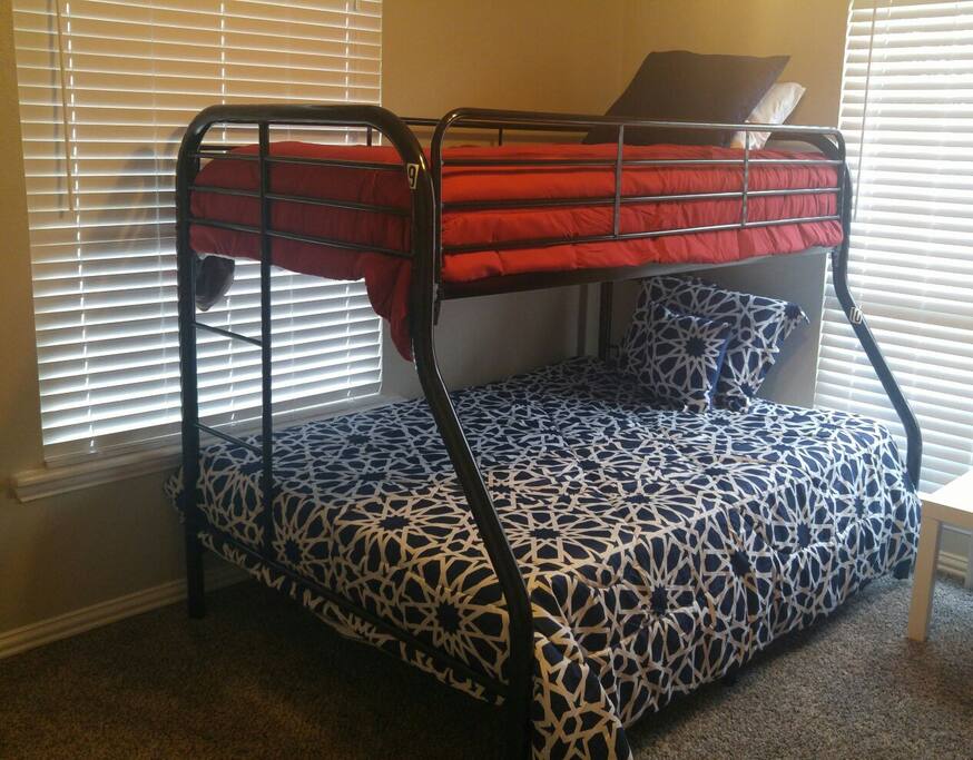 Bed #9 Top Bunk