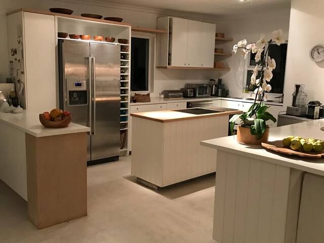 Ocean Sanctuary, uninterupted extensive Sea Views gallery image 4