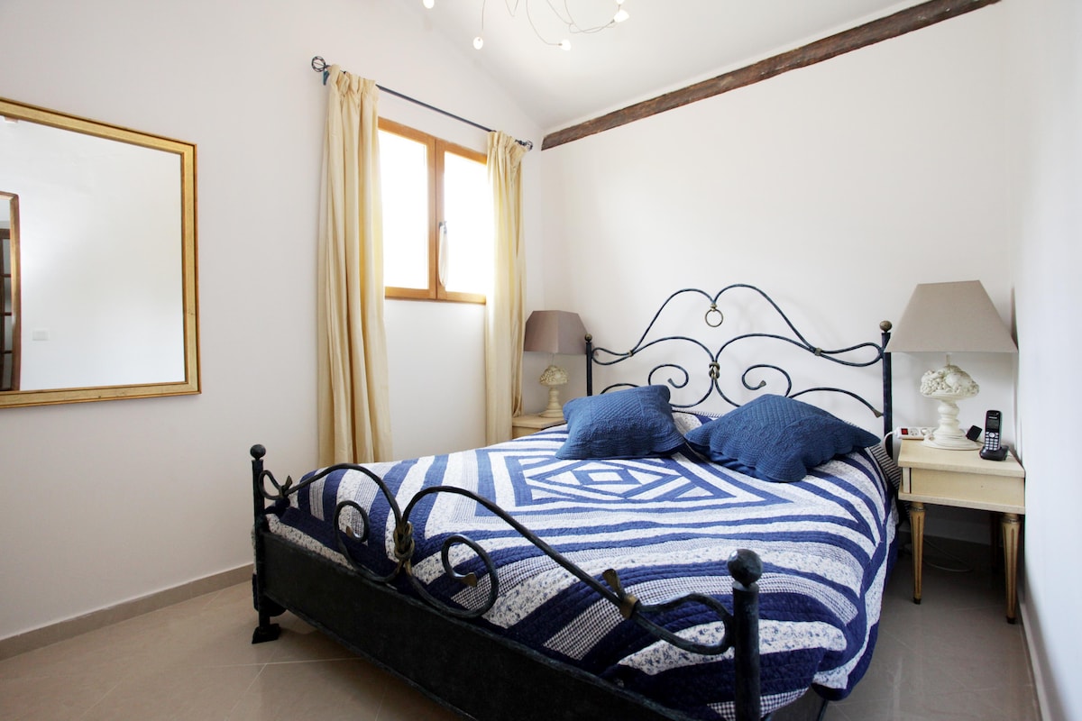 Спалня на последния етаж № 1