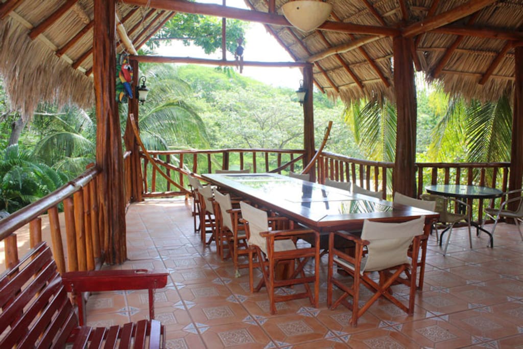 Yellow Villa Table for 10