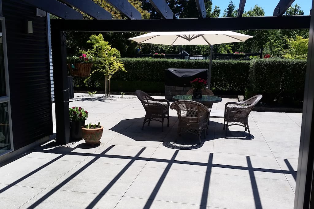 North Facing Courtyard to relax in