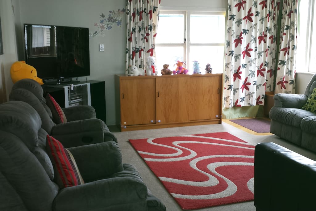 Spacious Living Room