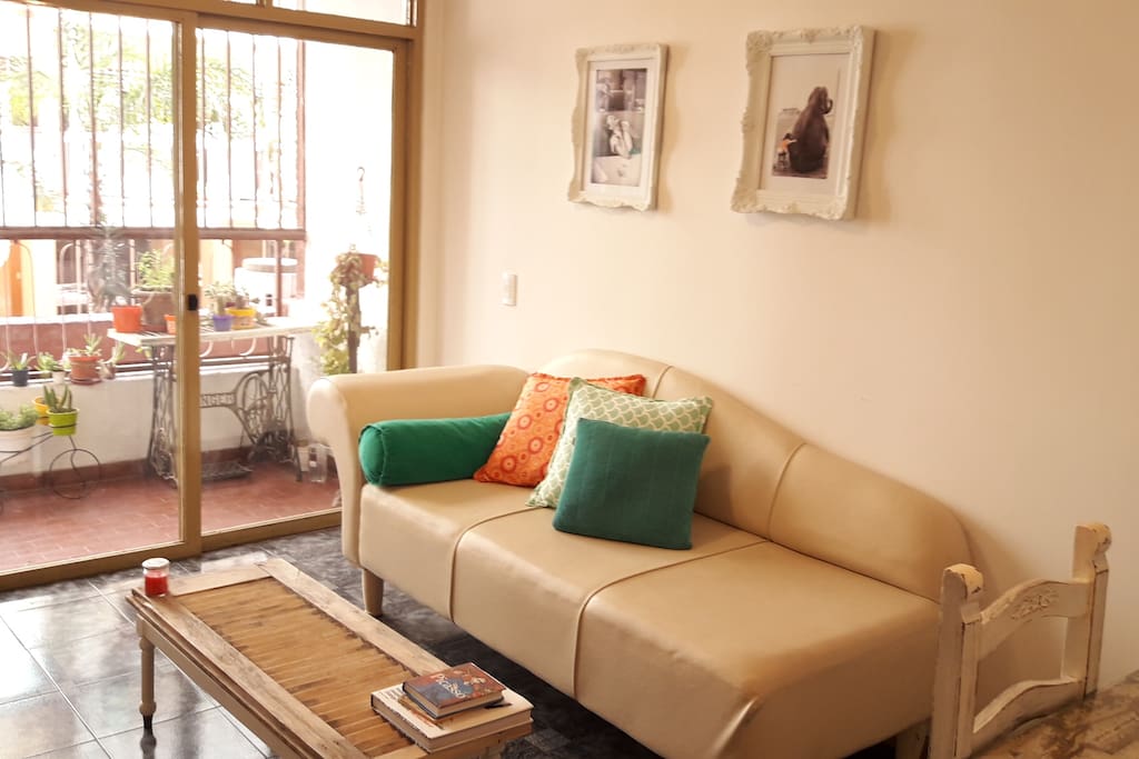 Living - Comedor con balcón