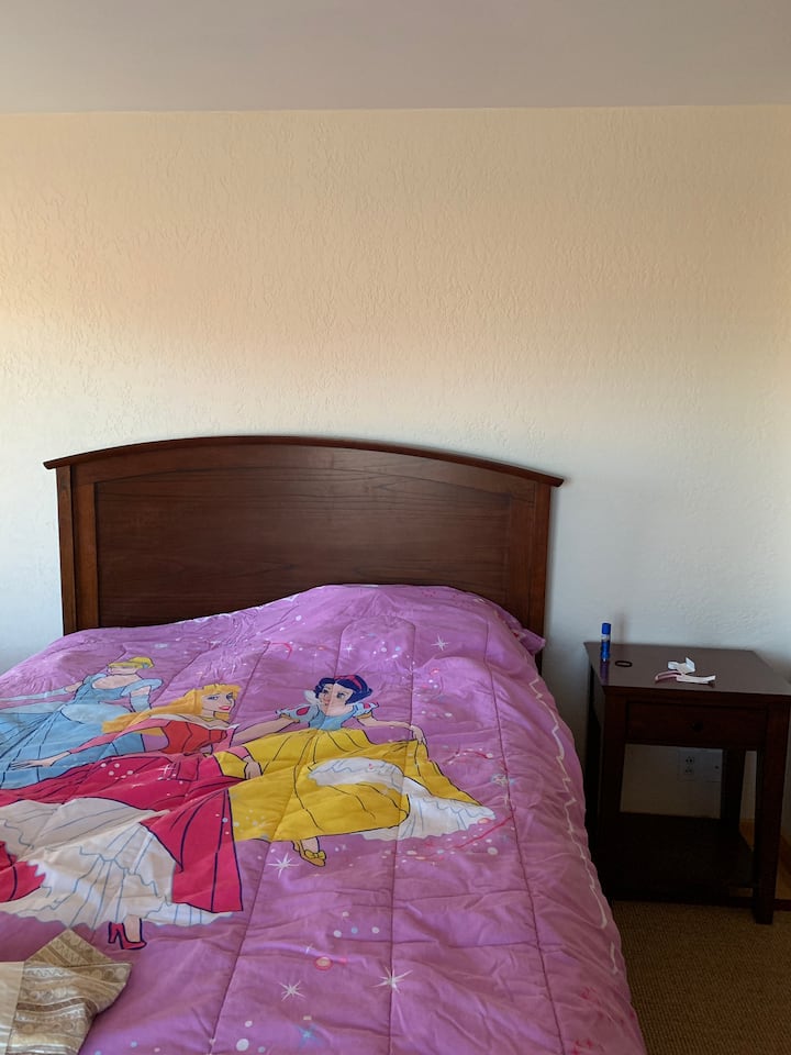Upstairs Bedroom 2