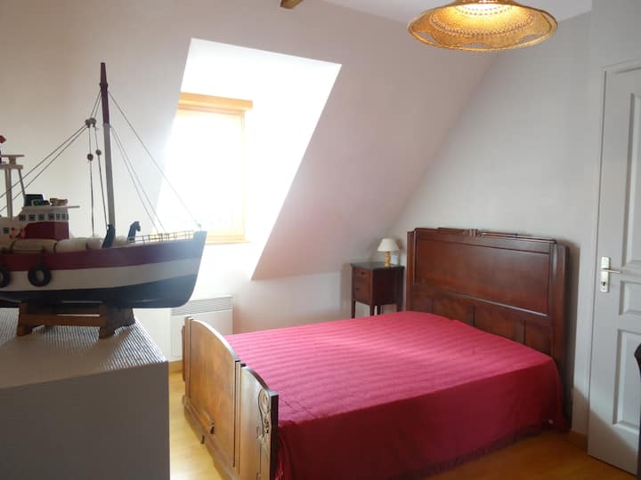 спална соба 1 со 1 брачен кревет (широк 125 - 14