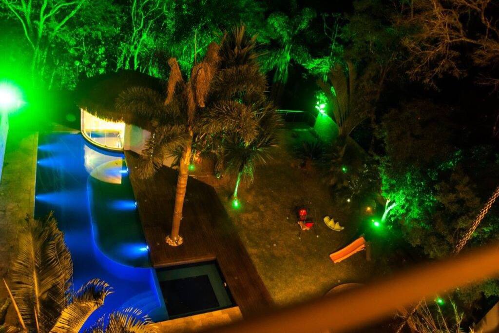 Quintal a NOITE