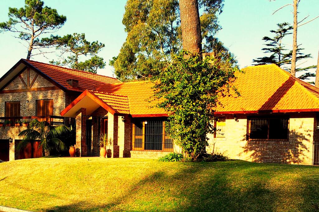 050 Chalet Seagull (Gaviota) - front of the property