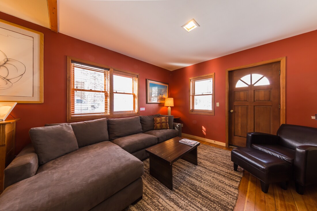 Phòng khách. Ghế sofa Cuddly.