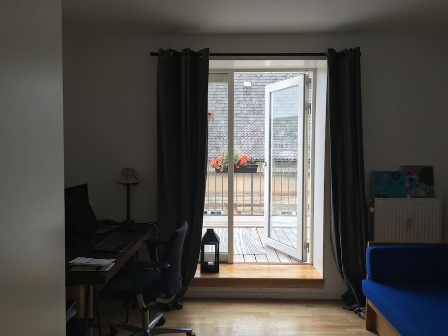 Guest room