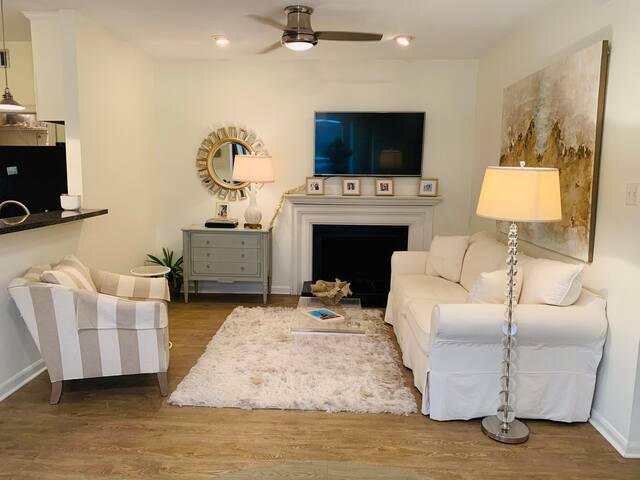 Modern and fresh condo