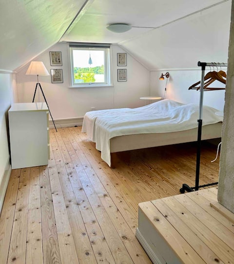Popular Airbnb listing: Guest house on a small idyllic farm in Lidköping