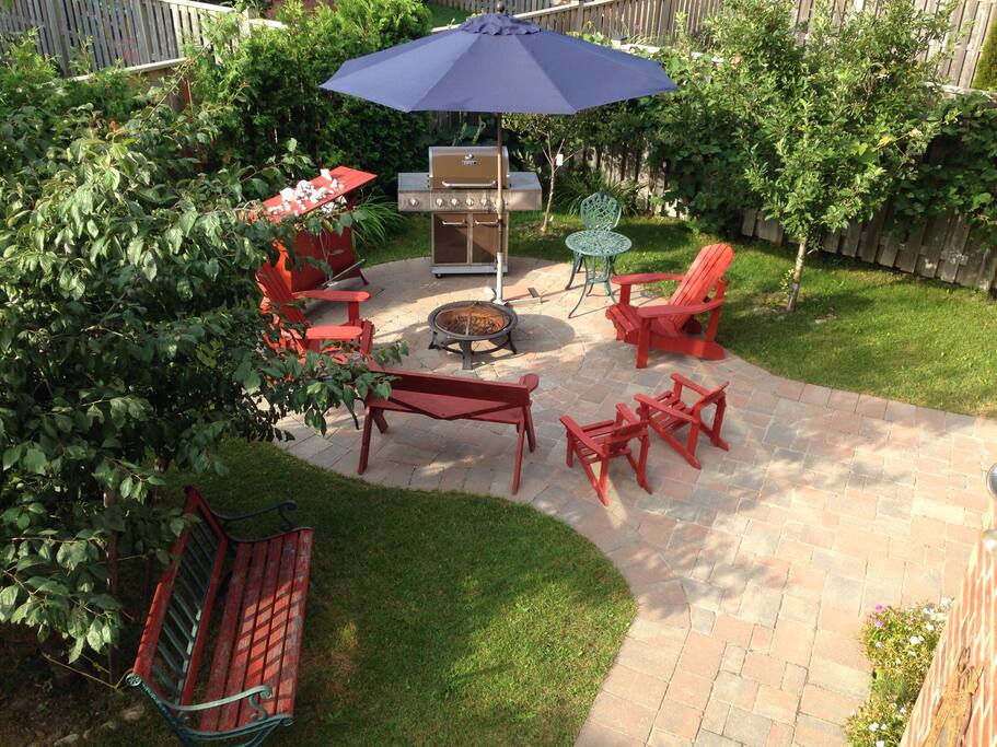 summer only BBQ sitting area
