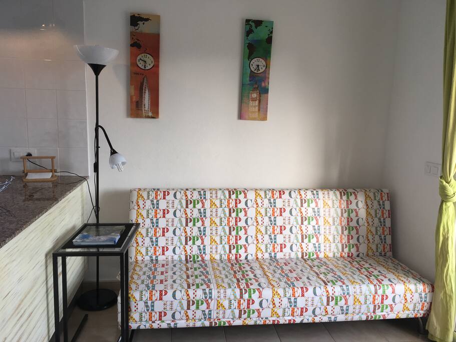 Sofá nuevo del comedor