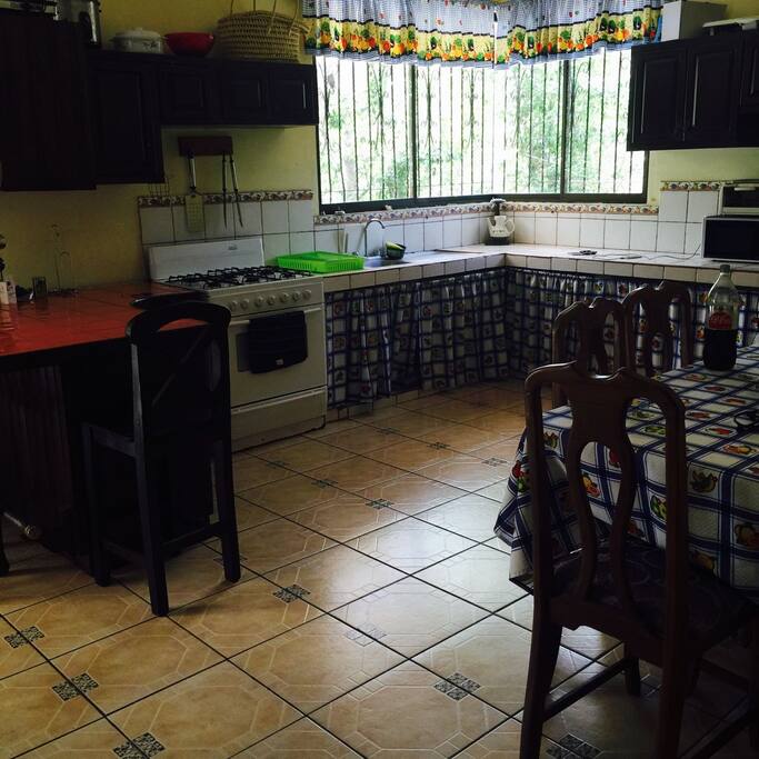 Cocina - Comedor Equipada