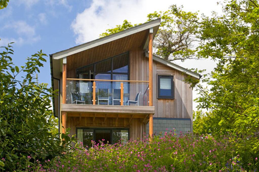 3 Bedroom Woodland Lodge