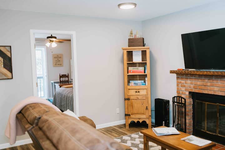 Charming & Cozy House 9,000 Ft. Above Stress Level - Cloudcroft, NM