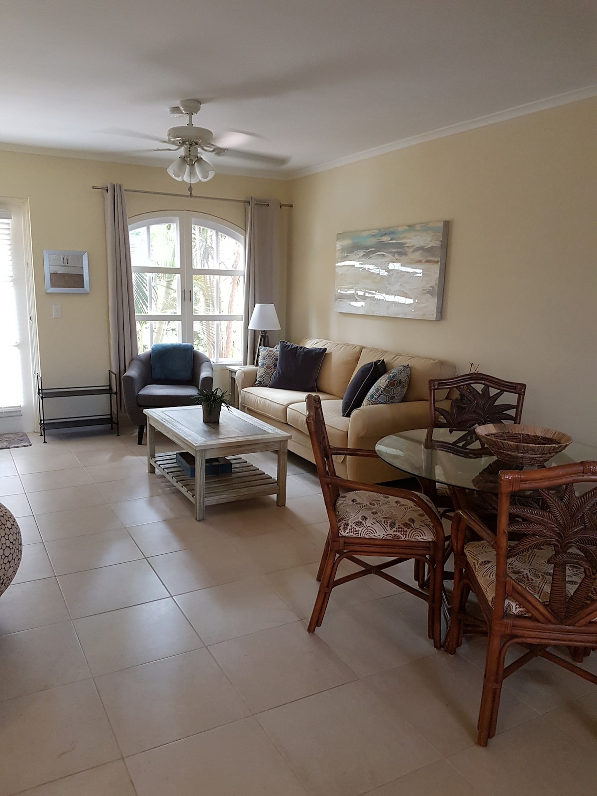 Island Retreat — property photo 3