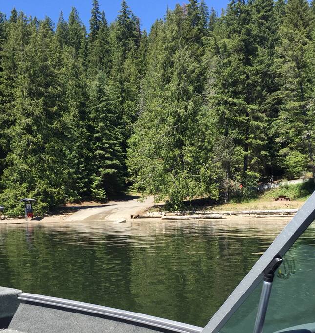 Boat launch
