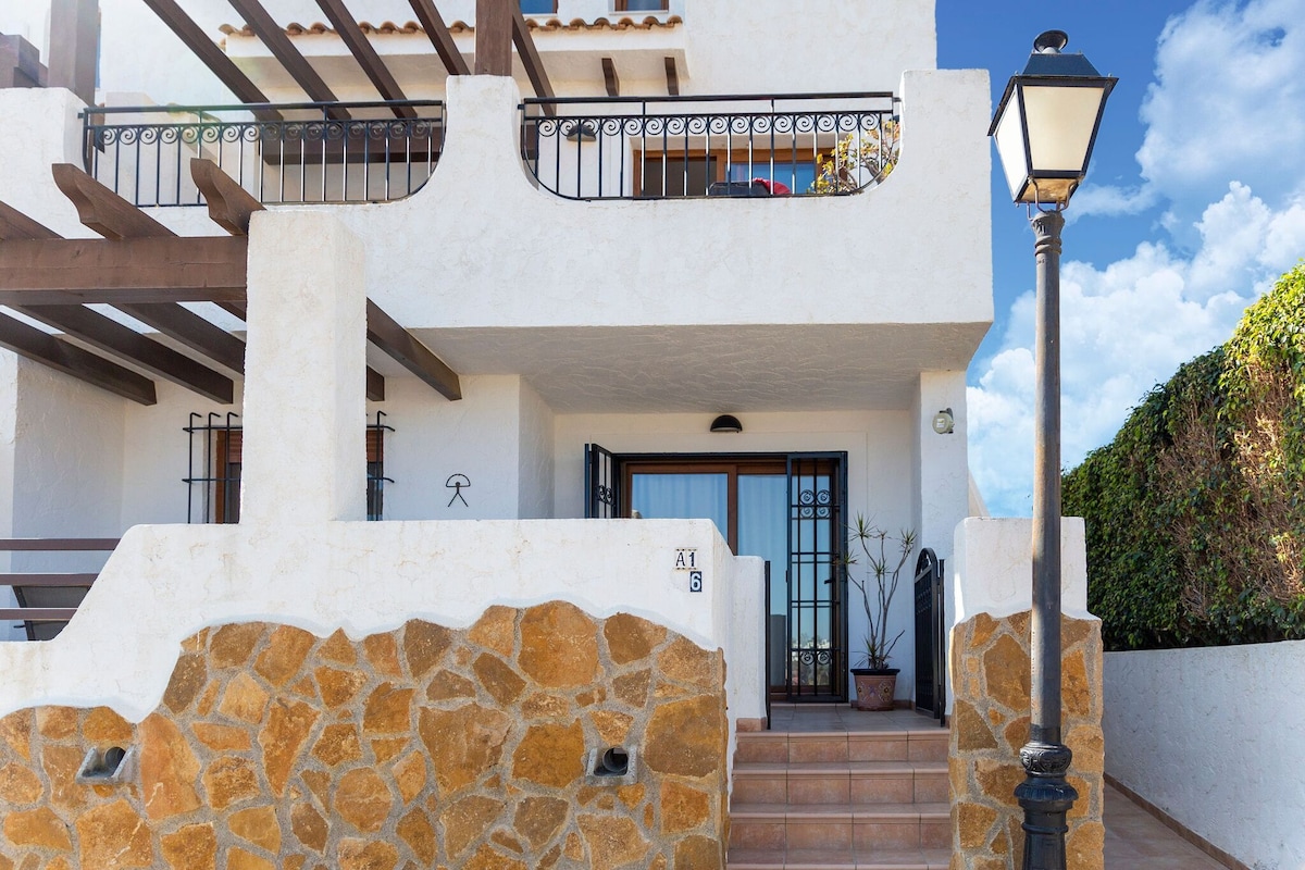 Popular Airbnb listing: Apartment in Palomares near the Beach in Cuevas Del Almanzora