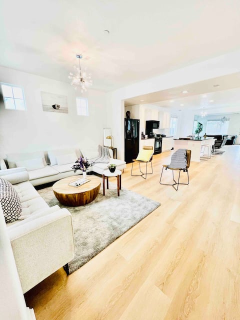 Napa Valley Getaway - breakfast/snacks provided