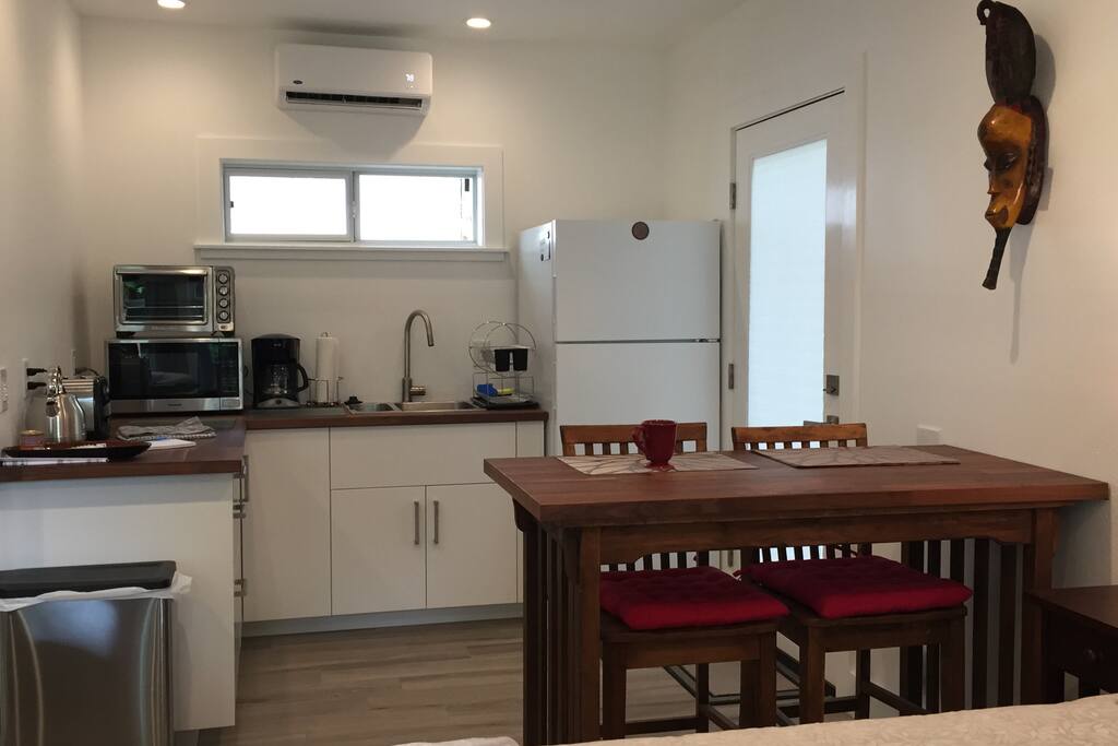 The kitchenette has all you need