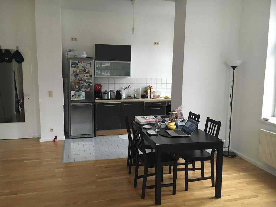 Dining & Kitchen