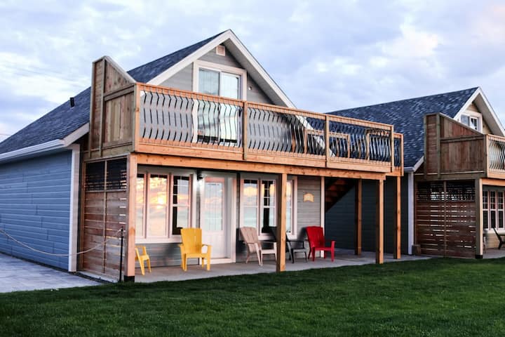 Chalet Pirate Bord De Mer Spa Ste Flavie Gaspesie Chalets A Louer A Sainte Flavie Quebec Canada