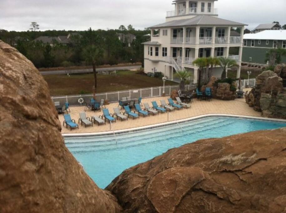 Plenty of room to lay out at the pool, private gate entrance to the pool