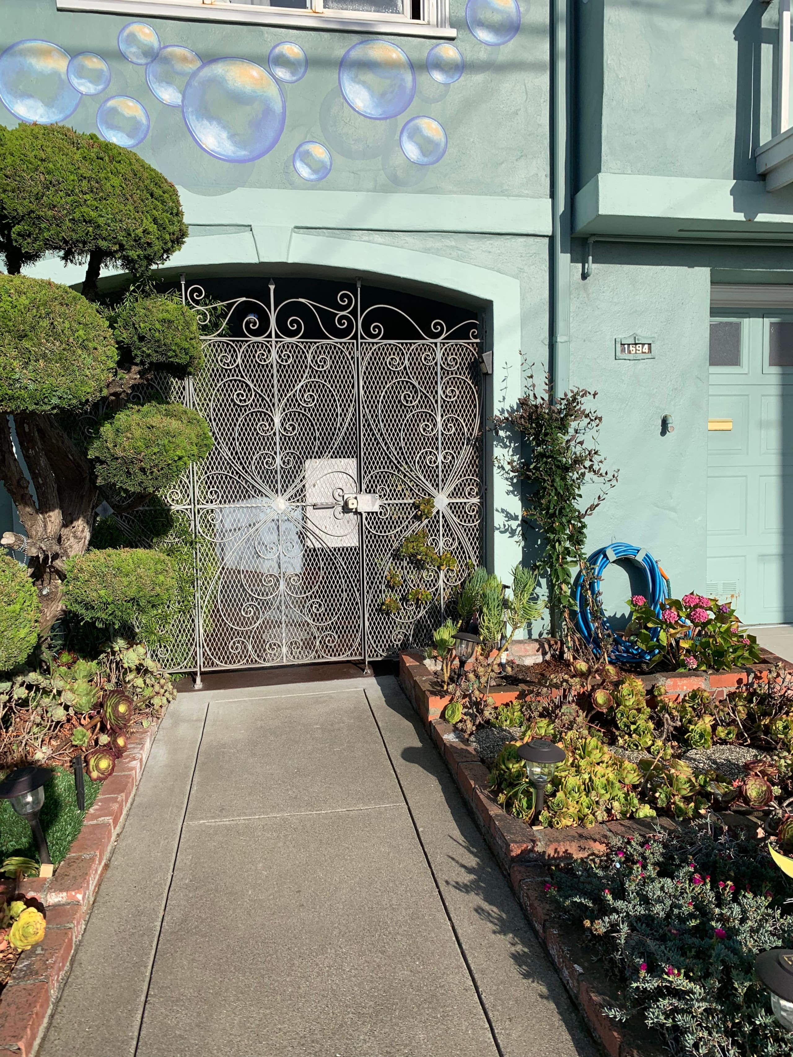 Home in San Francisco · ★4.95 · 2 bedrooms · 2 beds · 1 bath - Image 62